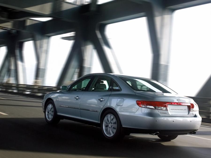  Hyundai Grandeur V6 2005 года  (фото 34 из 41)